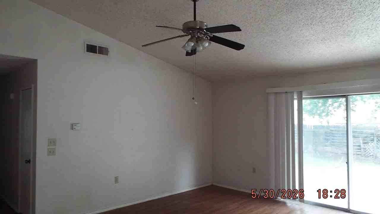 7810 Lazy Forest St - Photo 3 of 15