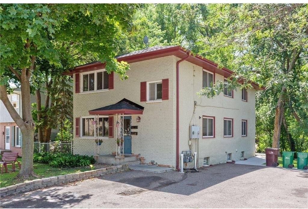 3829 Lake Drive Ave N - Photo 2 of 15