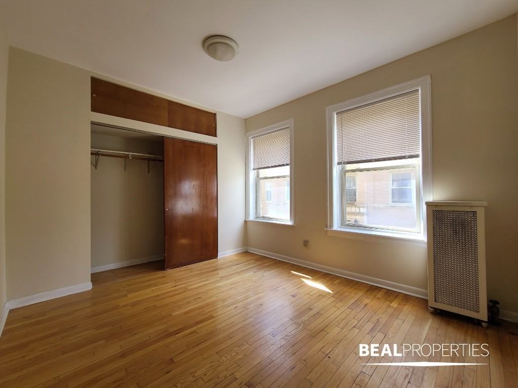 4235 N Paulina St - Photo 6 of 9