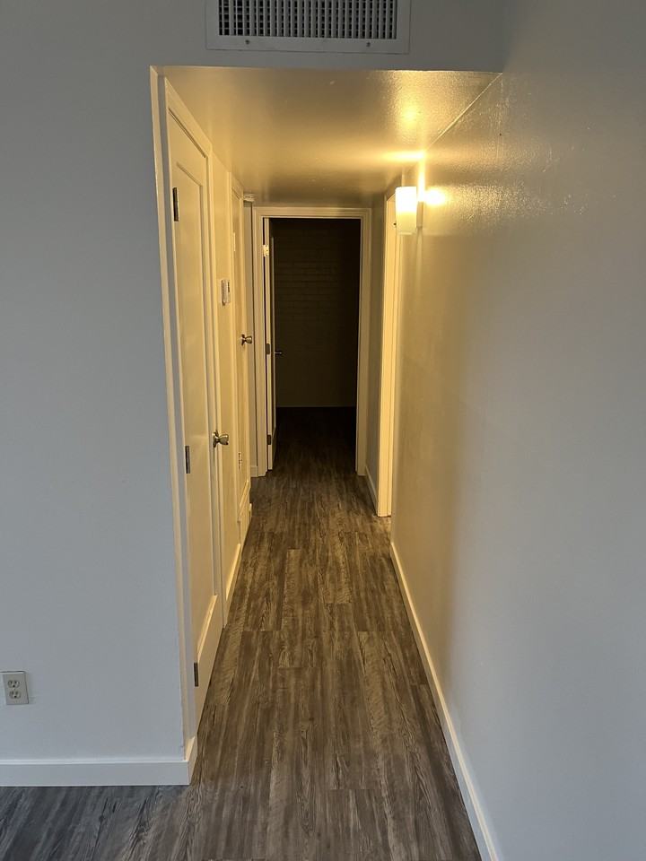 205 E Glenn St #205EGLENN - Photo 7 of 11