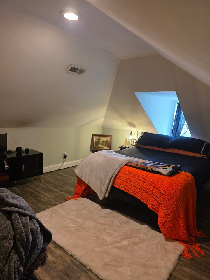 418 S Main St - Photo 6 of 7