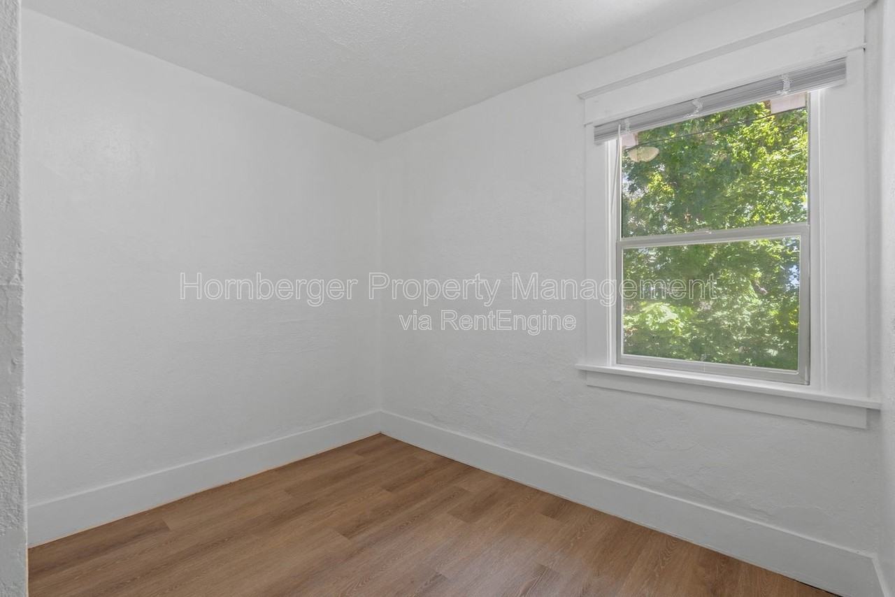 1509 N Wall St #1509B - Photo 6 of 11