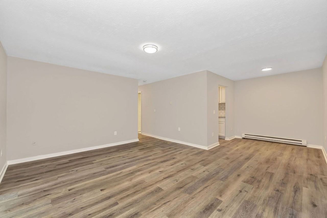 5615 Happy Hollow Rd #11 - Photo 5 of 12
