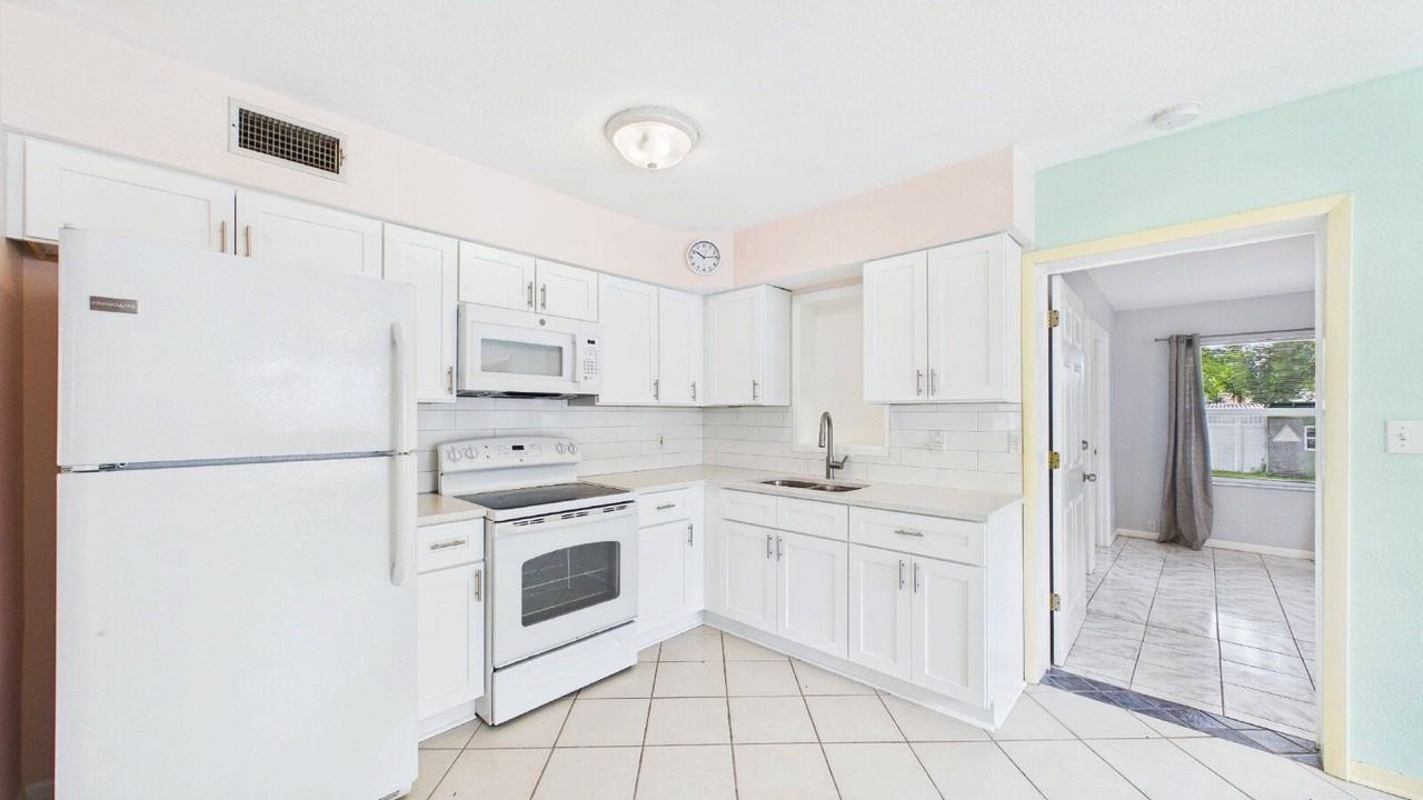 5261 48th Ter N - Photo 3 of 28