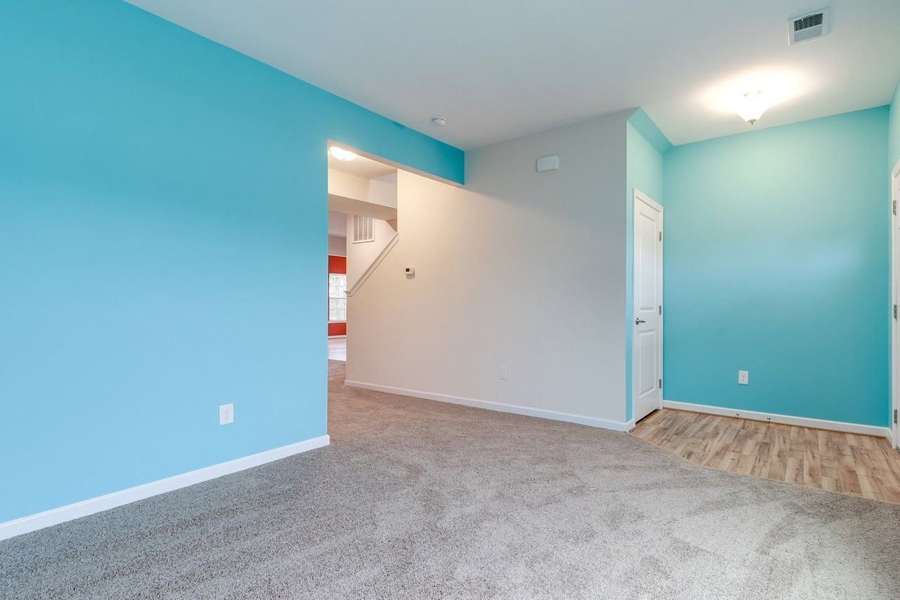 5920 Regal Crest Ter - Photo 5 of 38
