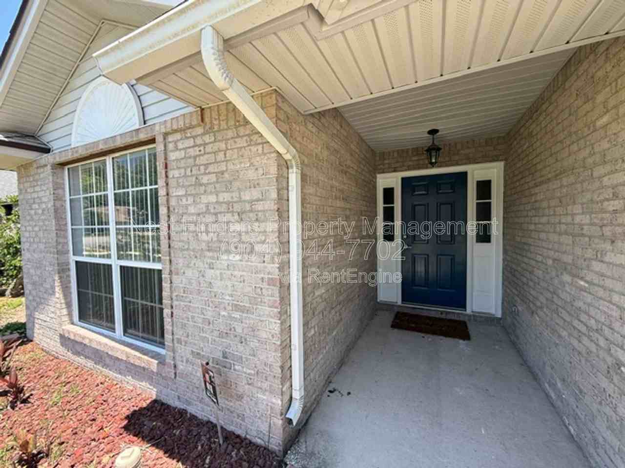 3139 Mountain Ash Road East - Photo 2 of 34