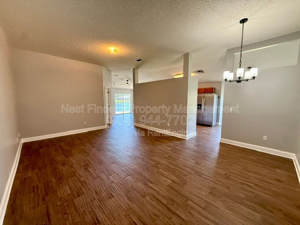 3139 Mountain Ash Road East - Photo 4 of 34