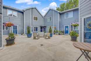 1330 S Monaco Street Pkwy #6 - Photo 1 of 1