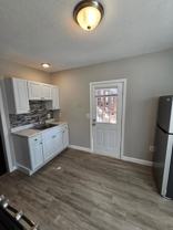 247 Grove St #1R - Photo 1 of 1
