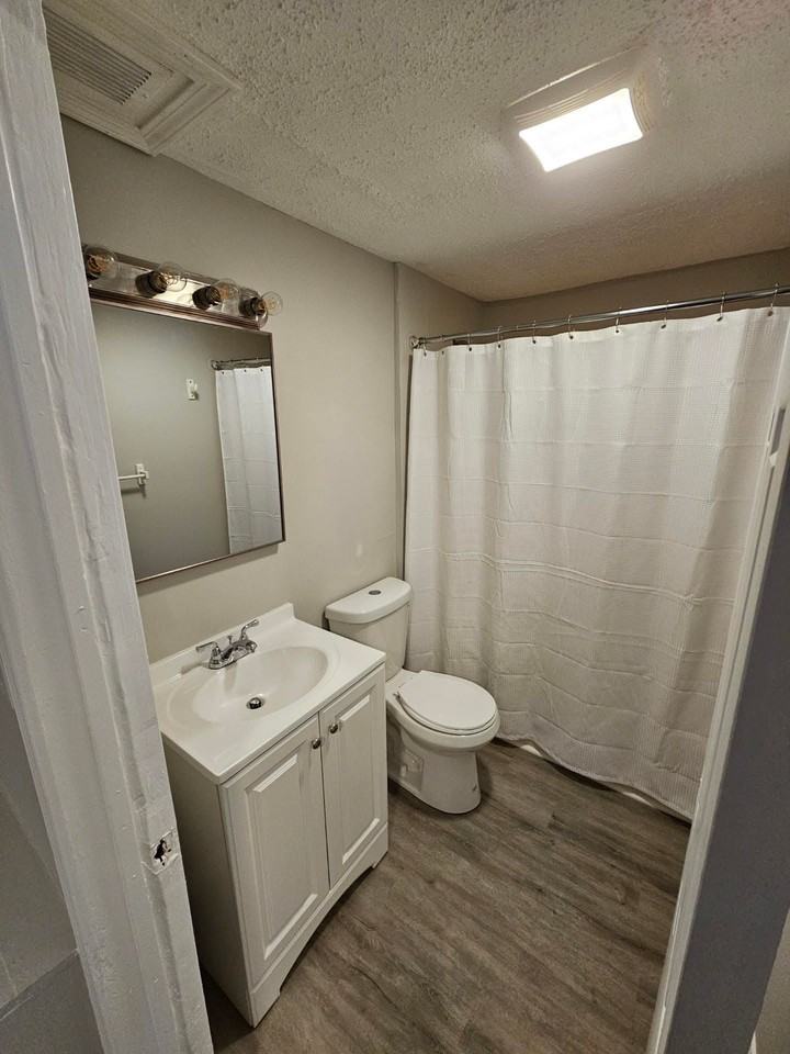 247 Grove St #1R - Photo 6 of 7