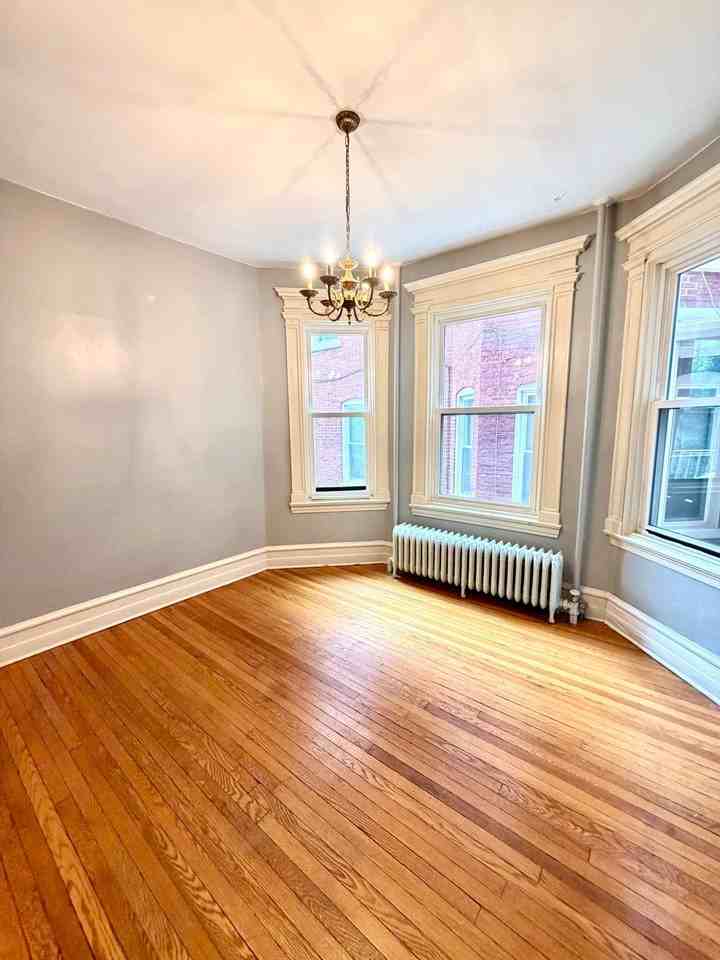 139 College Ave #1 - Photo 4 of 13