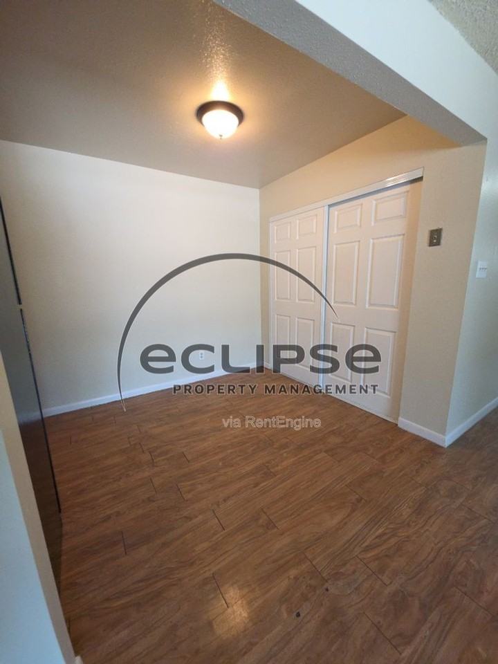 512 Bell Ct #B7 - Photo 7 of 17