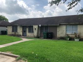 featured image of 4205 Grassmere St