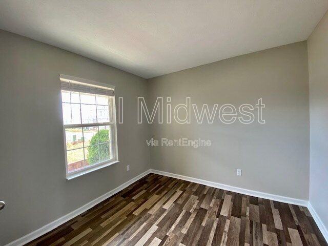 8014 Harshaw Dr - Photo 7 of 50