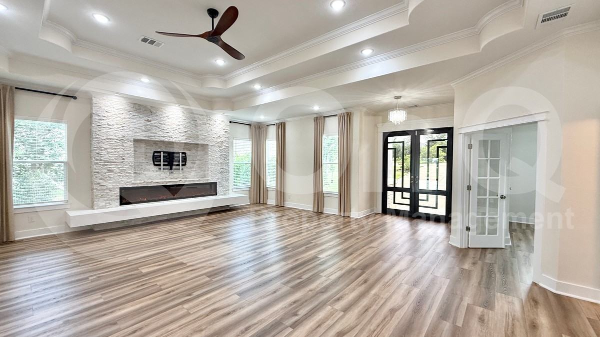 111 Tylee Cir - Photo 3 of 36