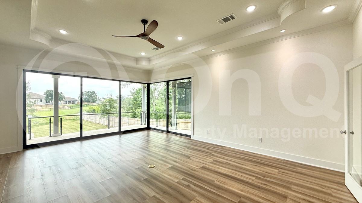 111 Tylee Cir - Photo 5 of 36