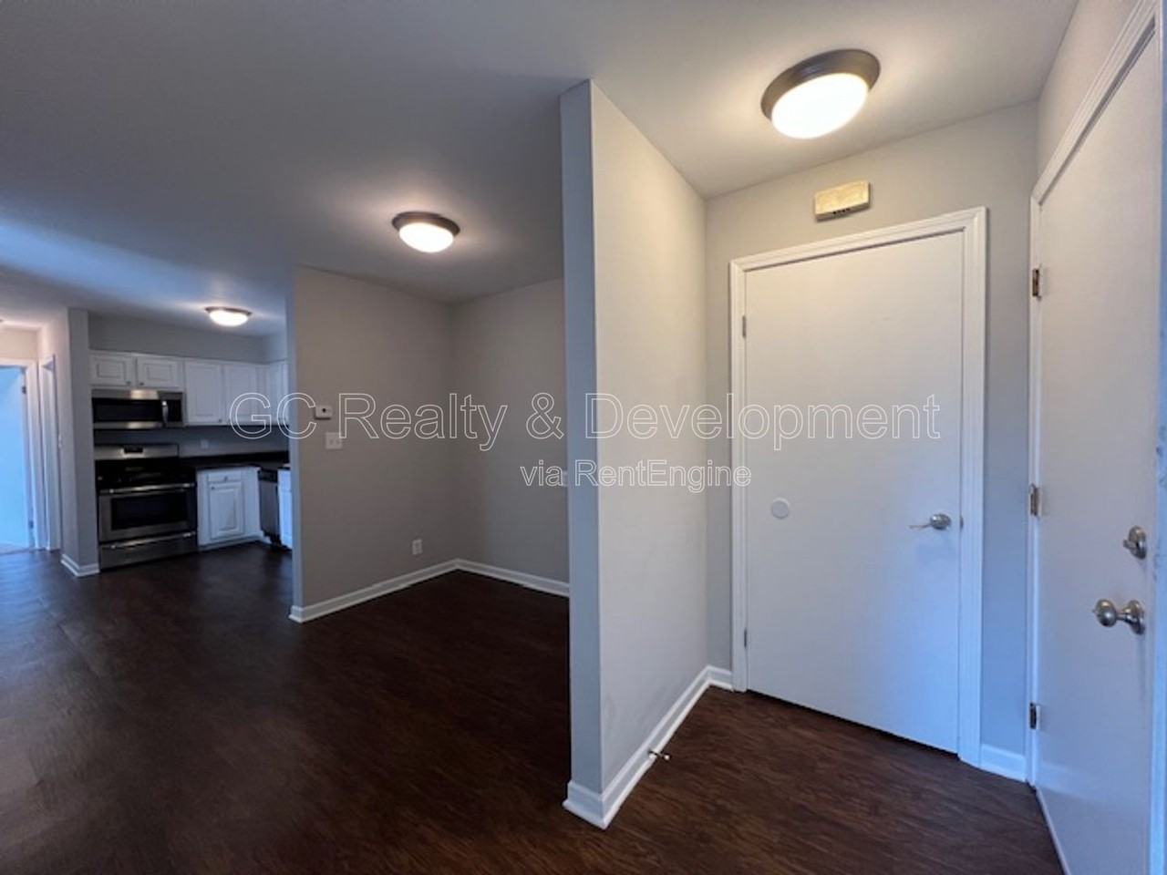 13 Simpson St #H - Photo 4 of 18