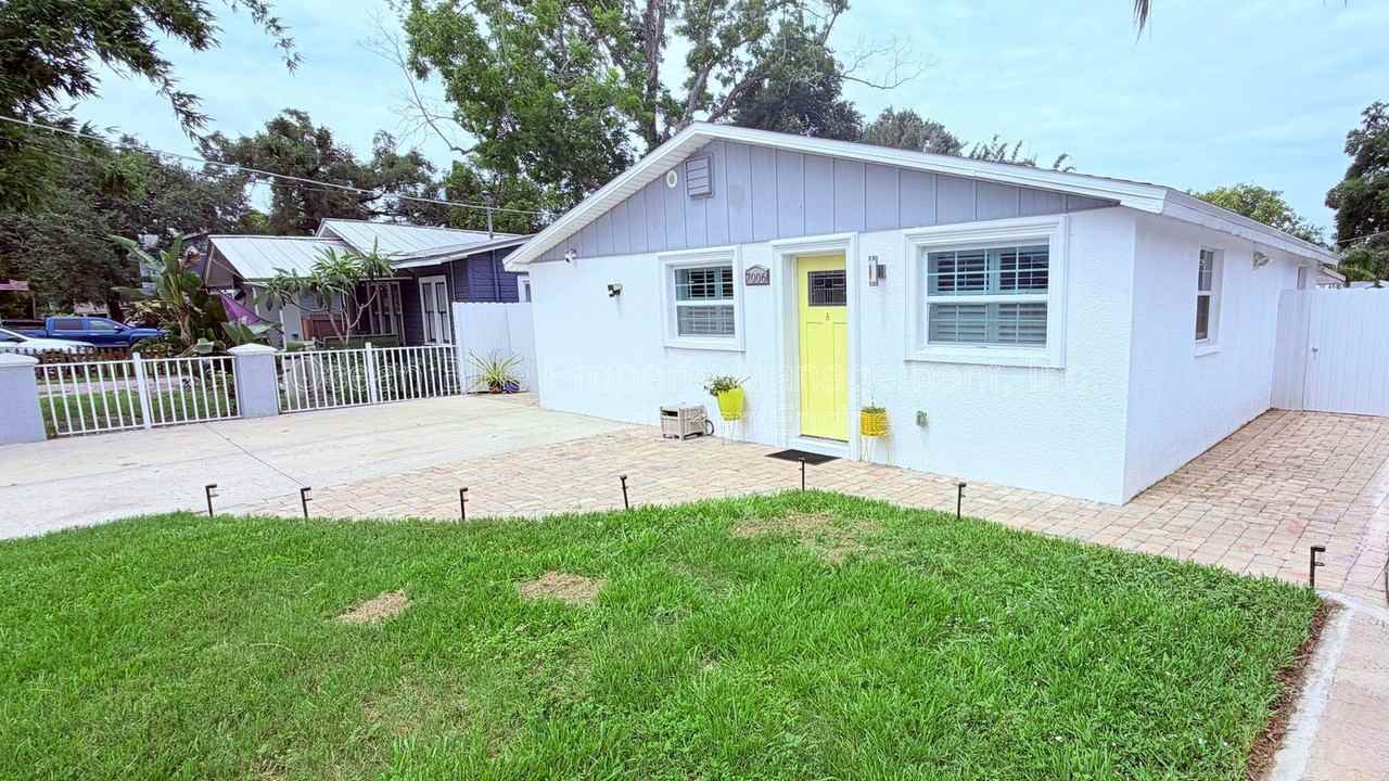 7006 N Duncan Ave #A - Photo 2 of 25
