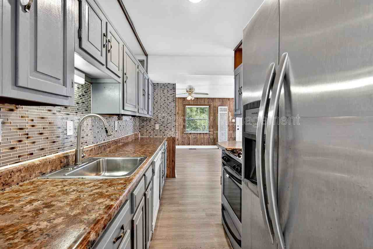 432 Midlothian Rd - Photo 6 of 38