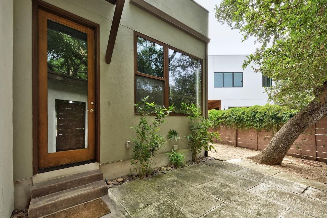 2111 Melridge Pl #B - Photo 5 of 26