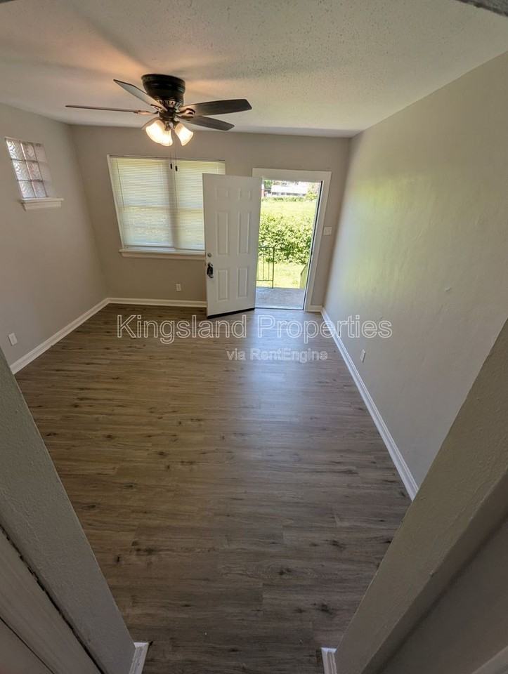 4752 Pennsylvania Ave #4754 - Photo 4 of 14
