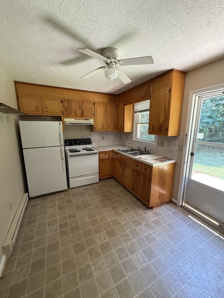 3715 Panda Ln #3 - Photo 2 of 6