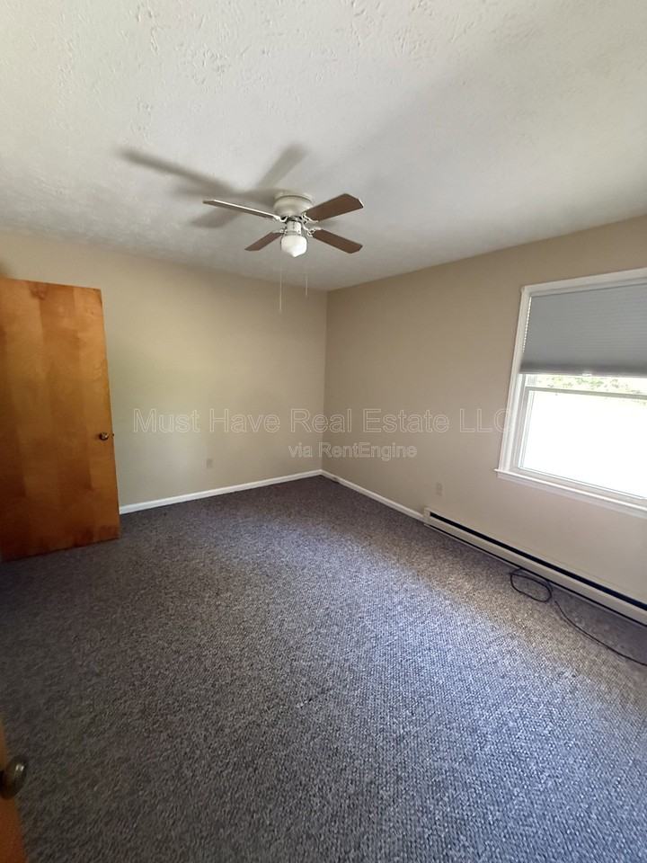 3715 Panda Ln #3 - Photo 5 of 6