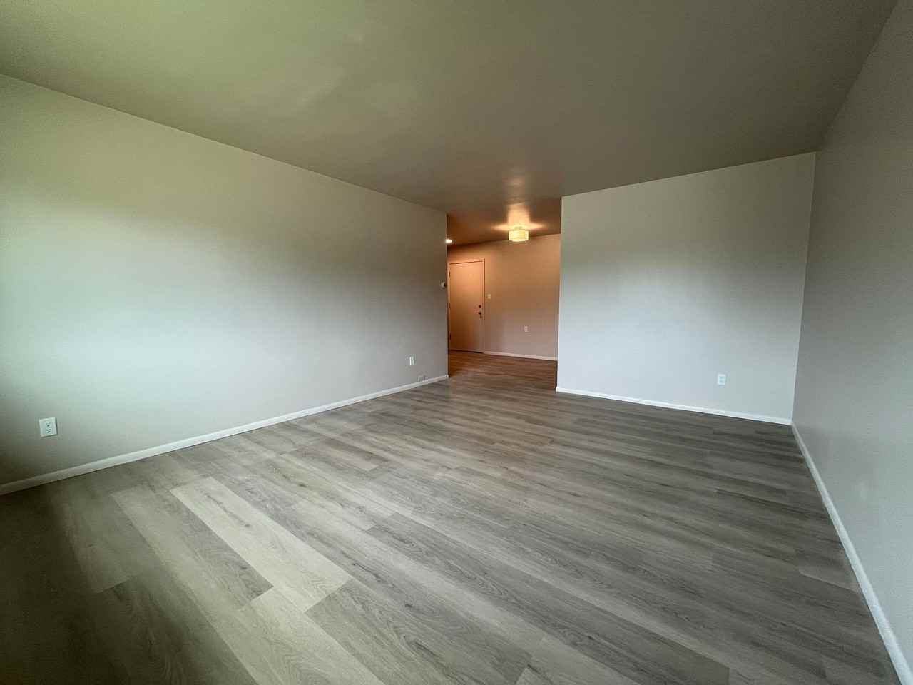 4246 S 60th St - Photo 2 of 28