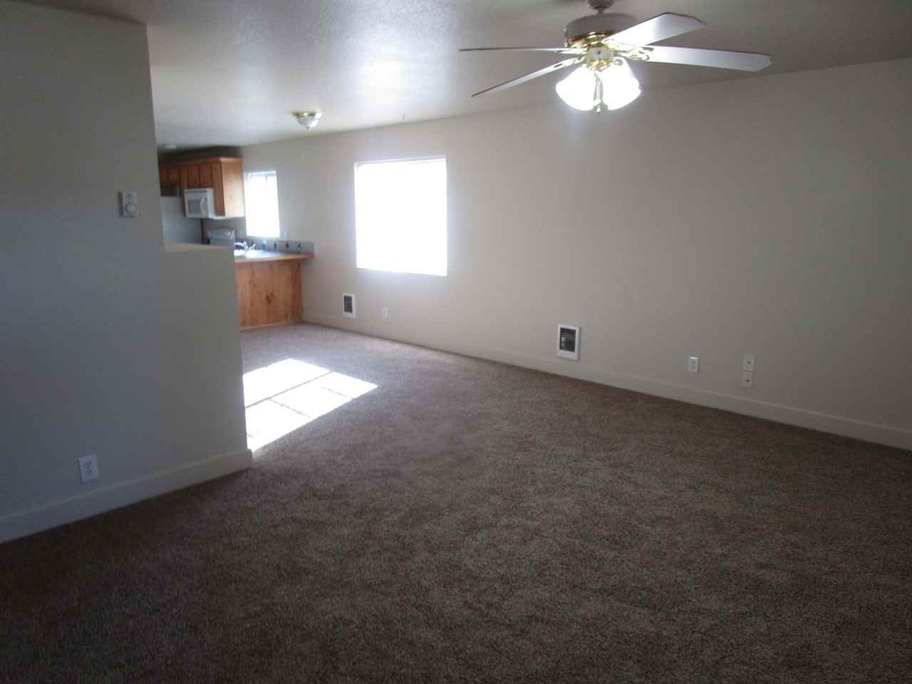 178 Sw Ivy Ct - Photo 2 of 11