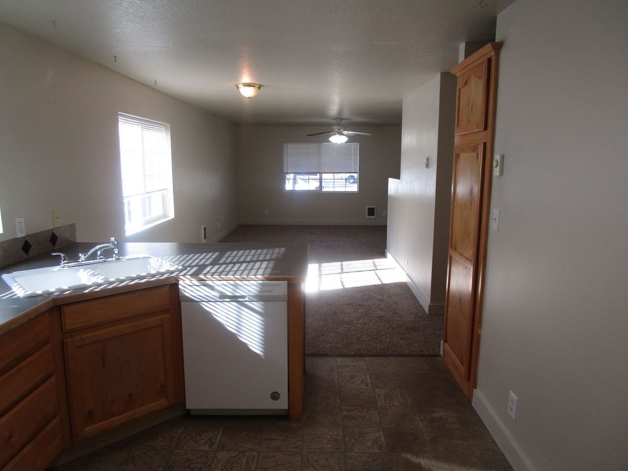 178 Sw Ivy Ct - Photo 5 of 11