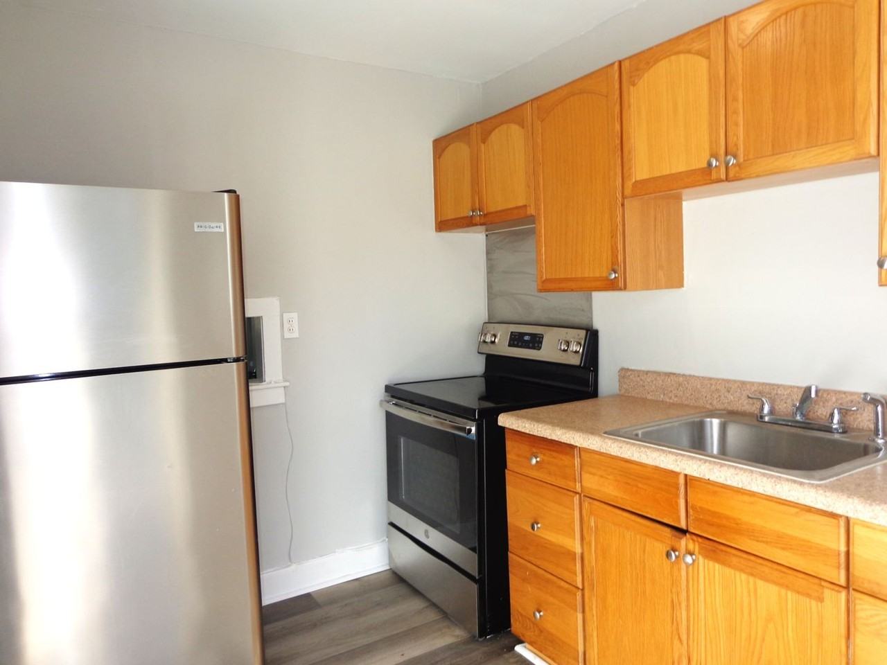 307 W Little Creek Rd #C - Photo 6 of 16