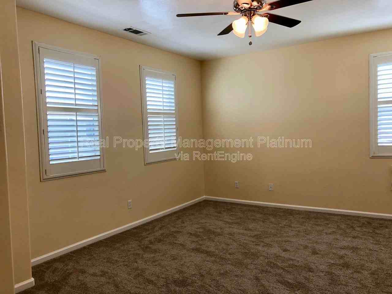 4437 W Pinsapo Dr - Photo 5 of 27