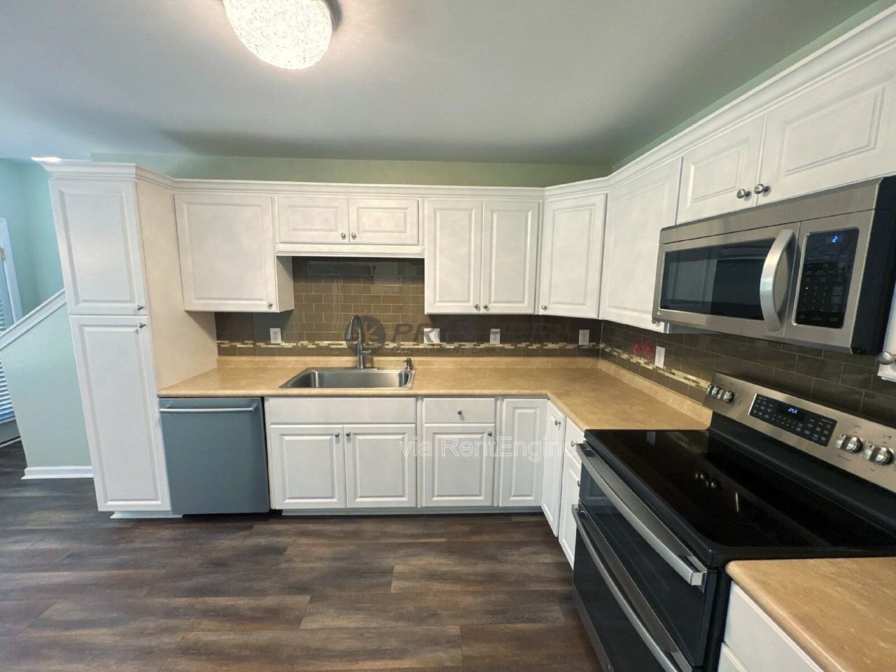 106 Wyndham Ct - Photo 7 of 24
