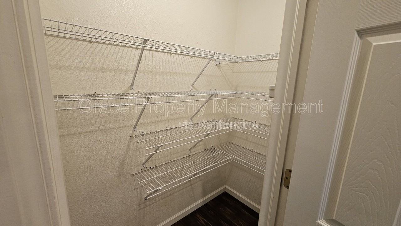 11016 Claude Ct - Photo 5 of 18
