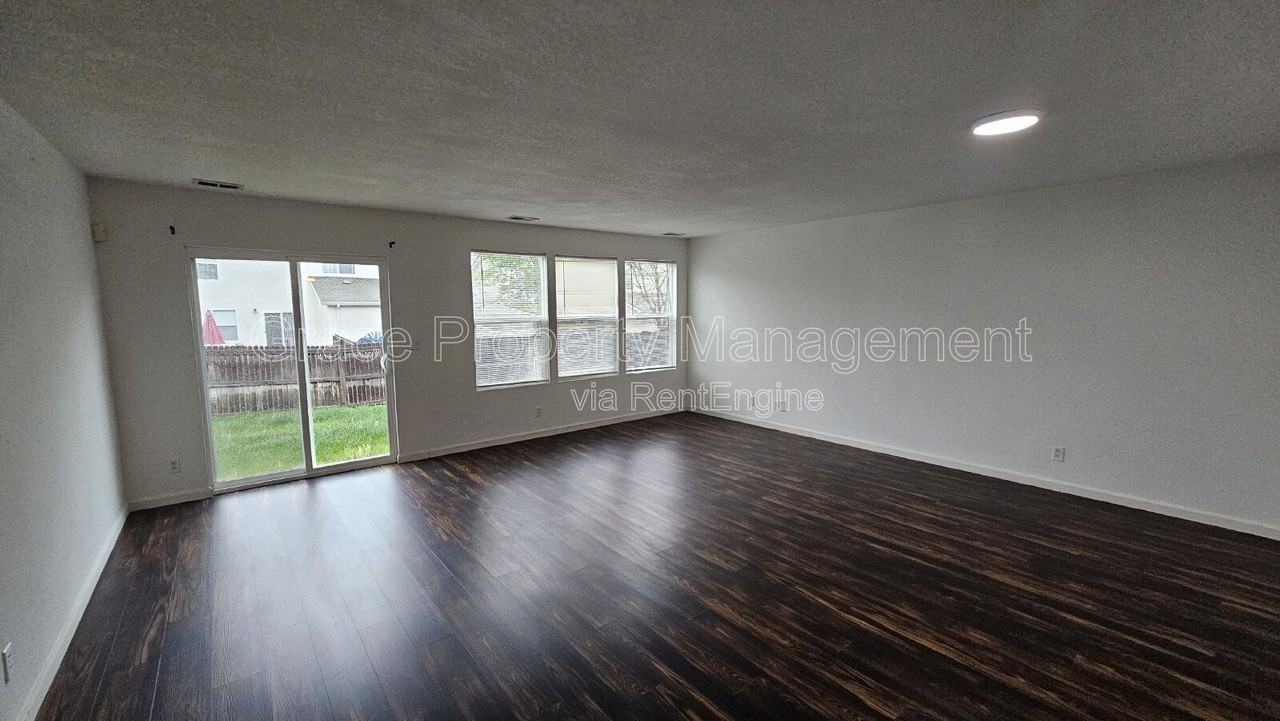 11016 Claude Ct - Photo 6 of 18