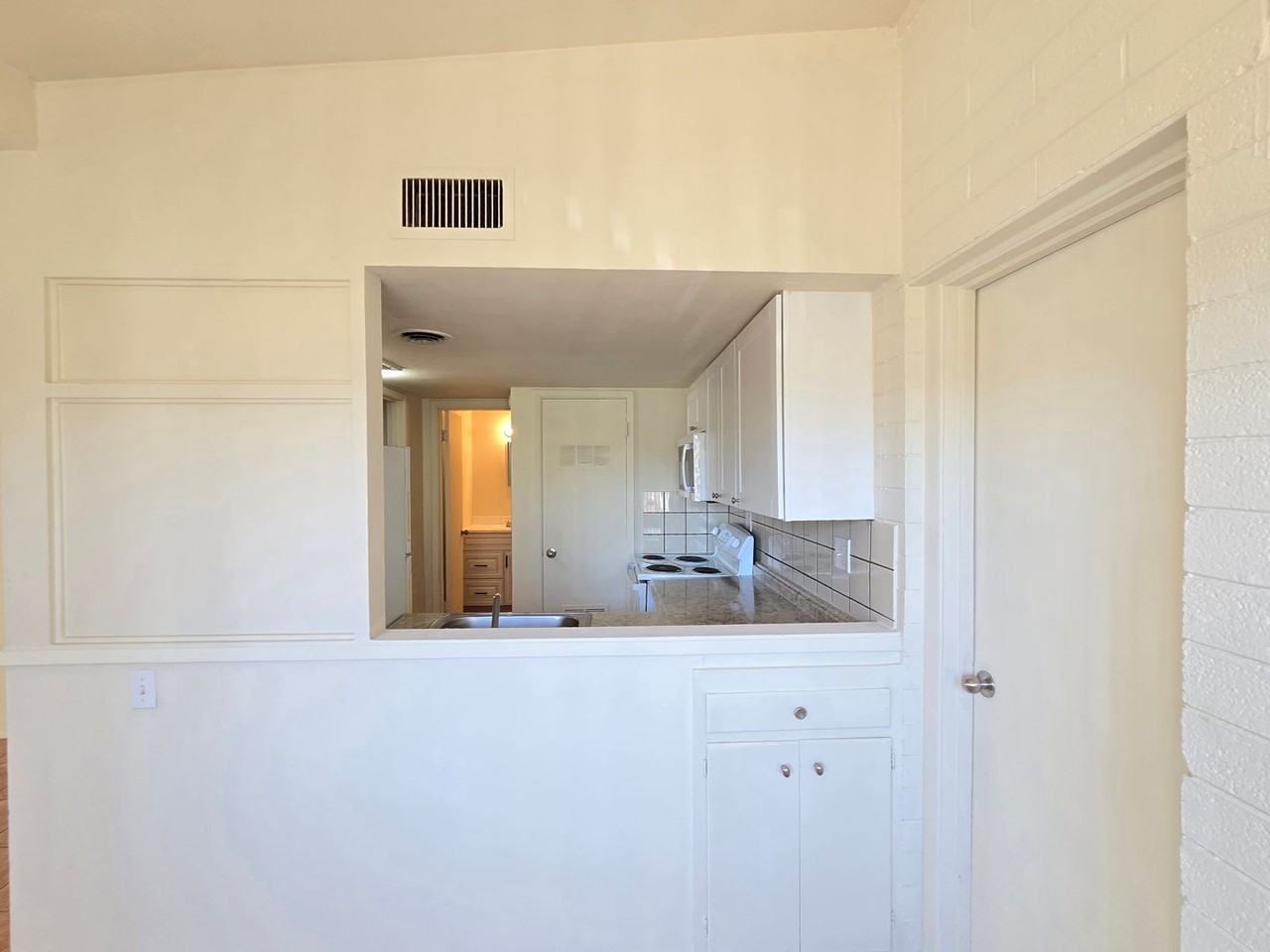 6637 E Cheery Lynn Rd #A - Photo 2 of 16