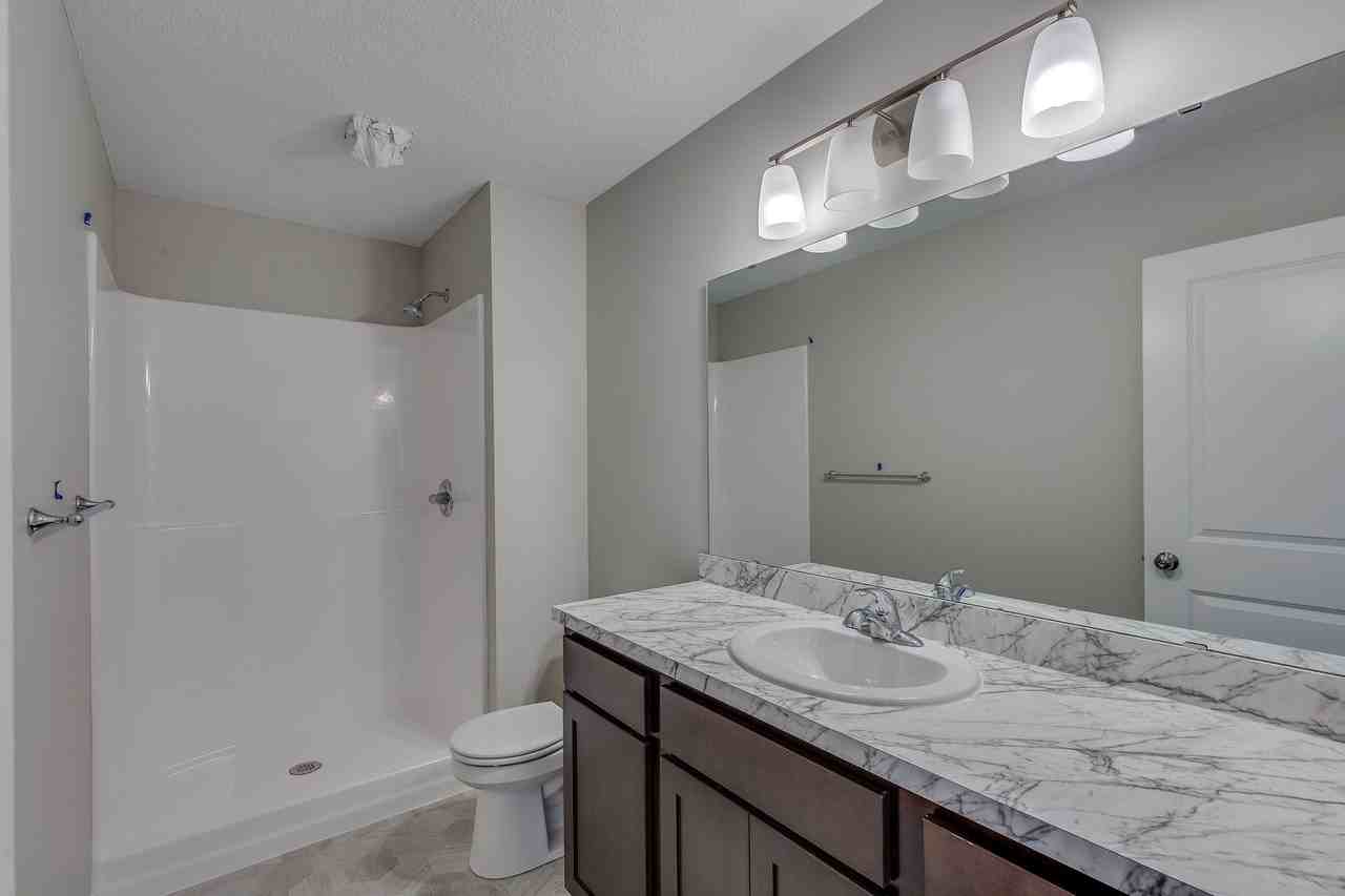 599 William St - Photo 4 of 11