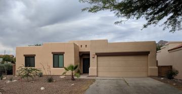 featured image of 10352 N Fox Croft Ln