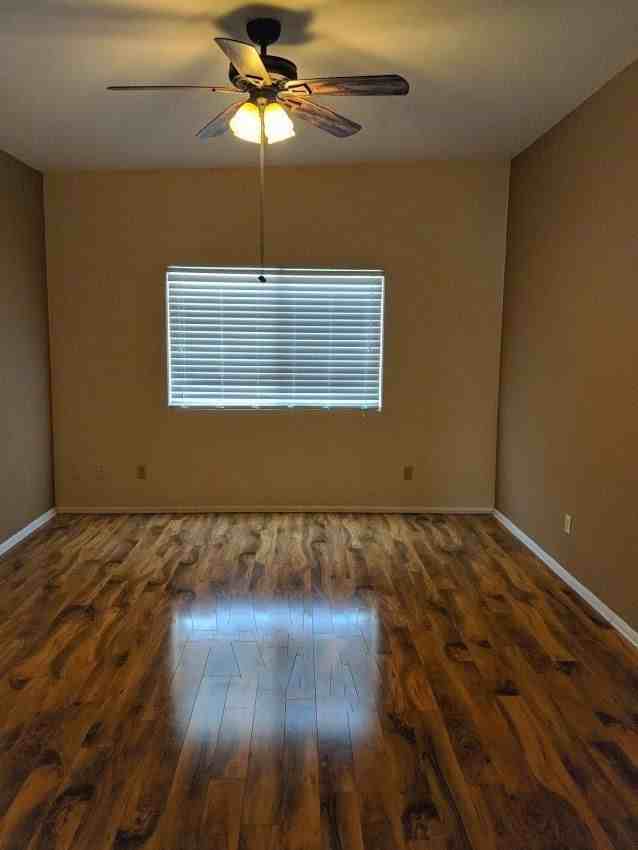 10352 N Fox Croft Ln - Photo 7 of 13