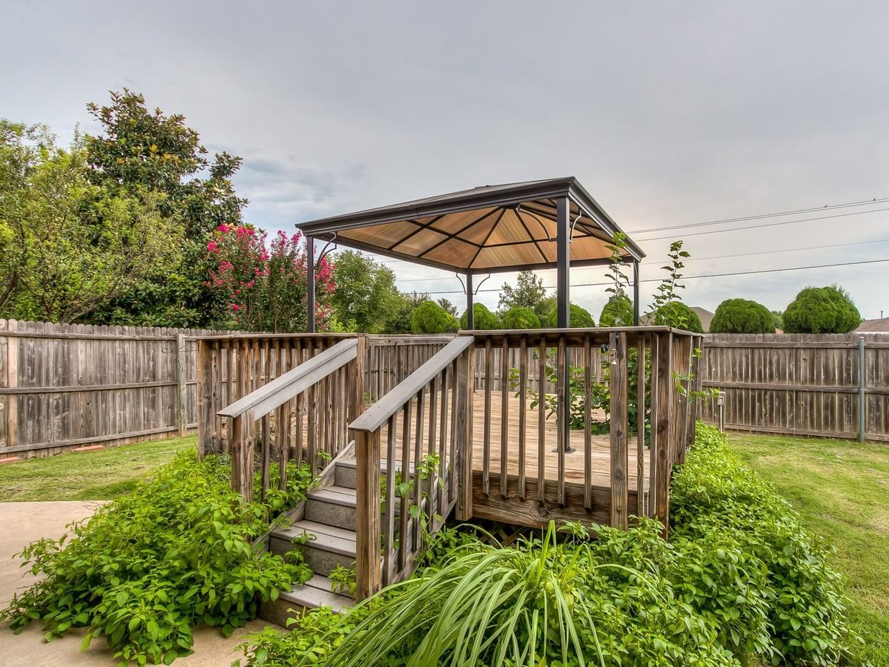 4008 Morningstar Dr - Photo 6 of 46