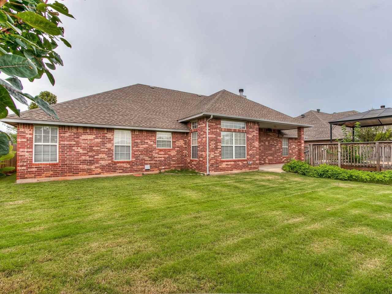 4008 Morningstar Dr - Photo 7 of 46
