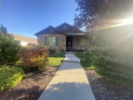 featured image of 1148 W Grove Way