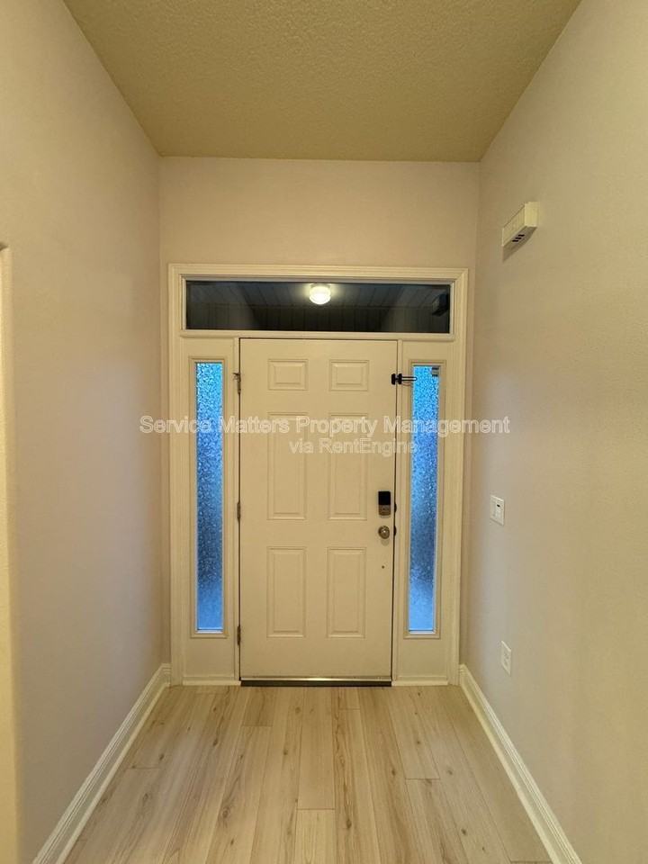 4504 Hampton Bay Blvd - Photo 3 of 34