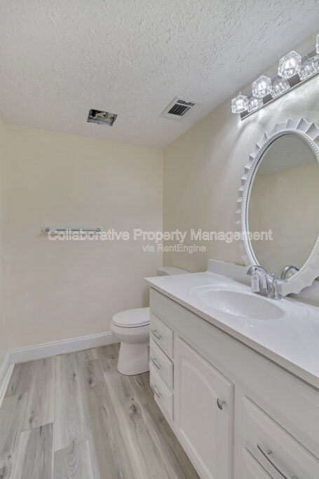 832 Tibet Ave - Photo 2 of 22
