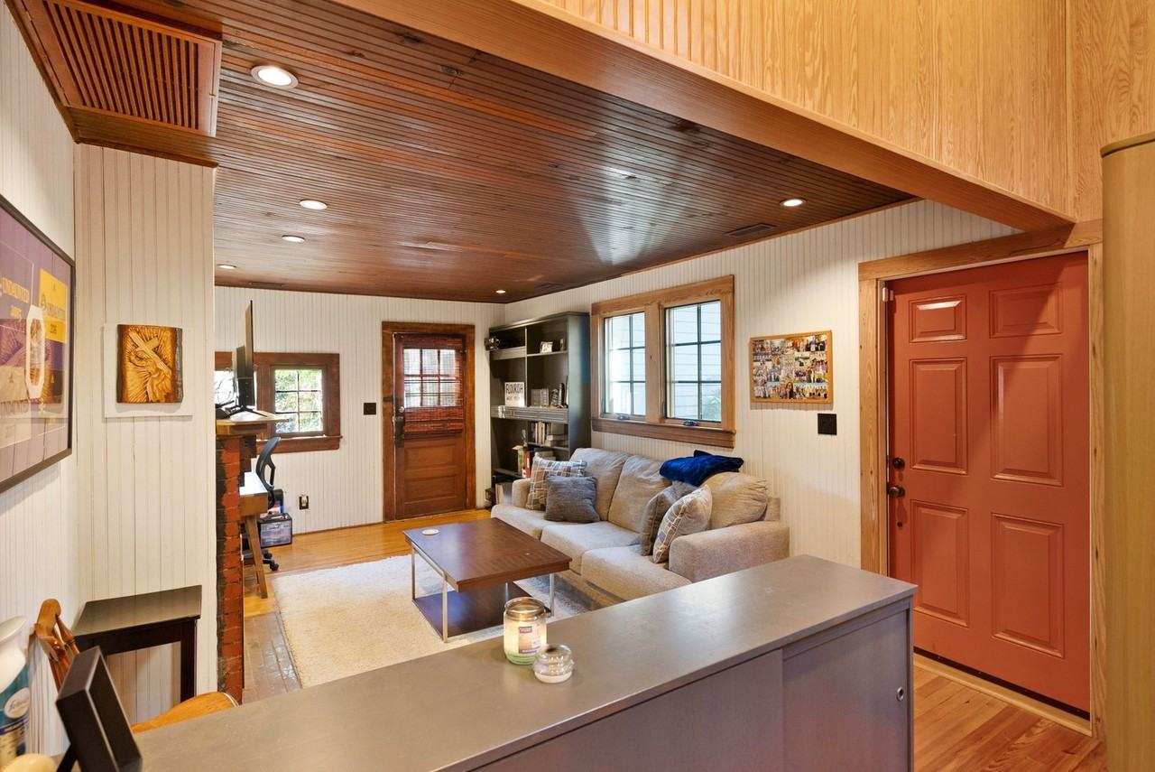 803 Woodland Ave - Photo 6 of 12