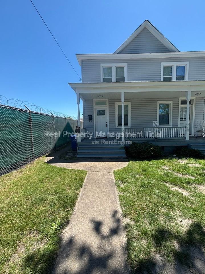 821 Mt Vernon Ave #A - Photo 2 of 32