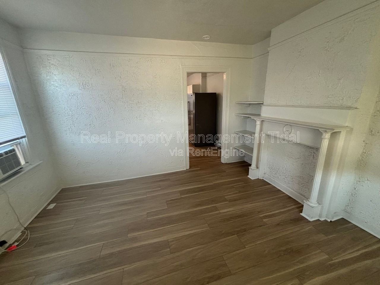 821 Mt Vernon Ave #A - Photo 4 of 32