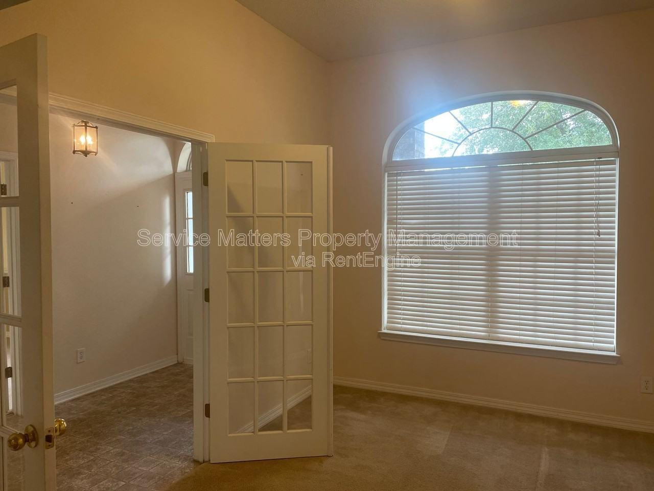 6940 Hardwood Ct - Photo 6 of 19