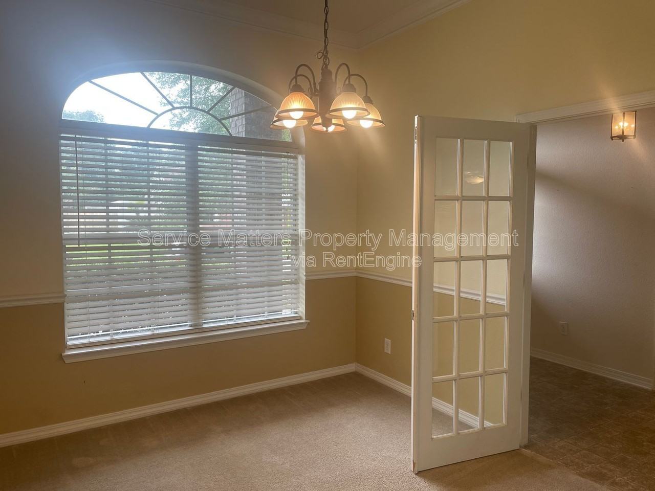 6940 Hardwood Ct - Photo 7 of 19