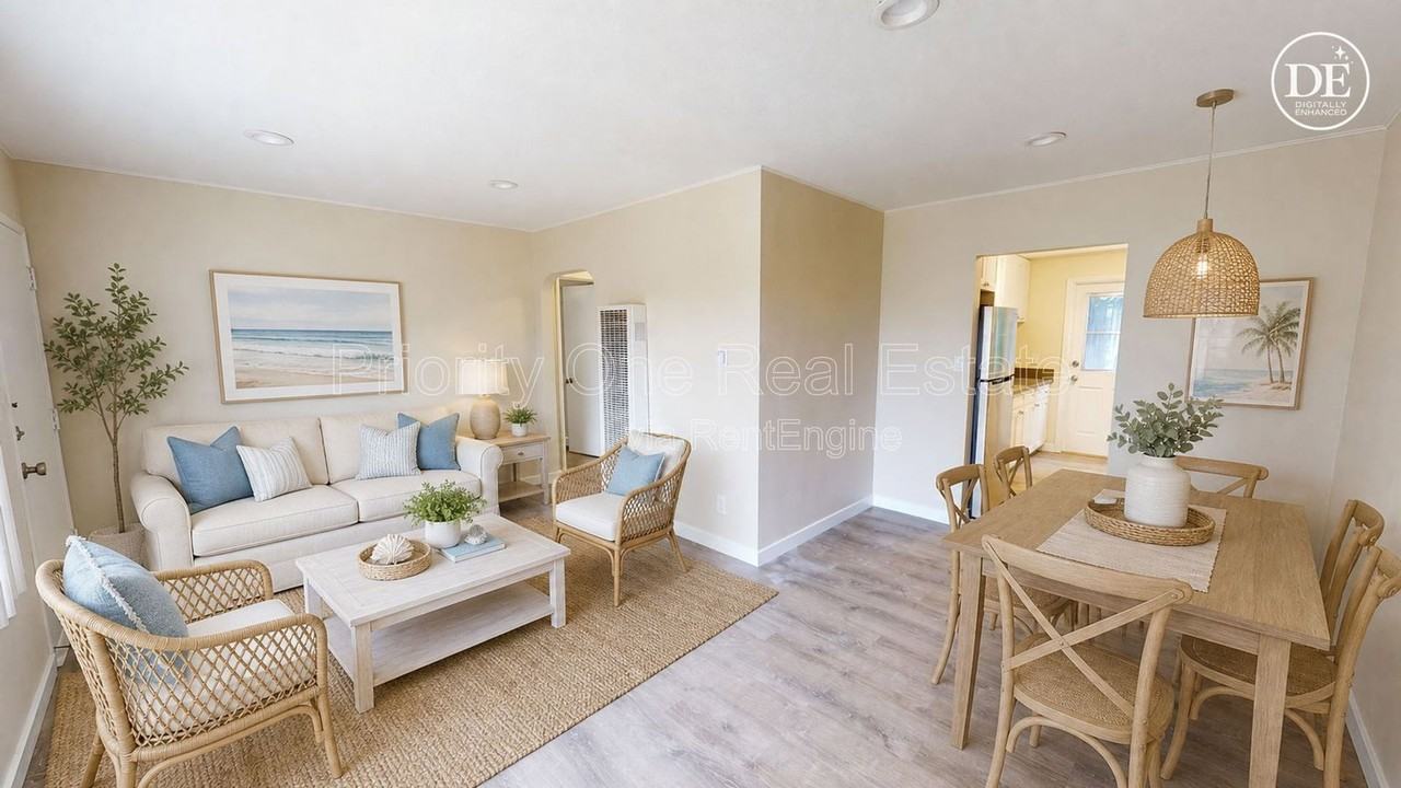 3641 Reynard Way - Photo 4 of 17